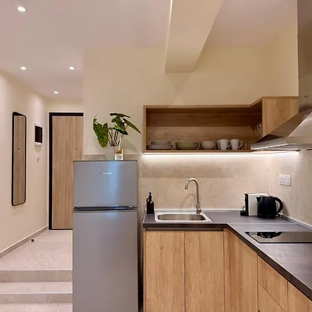 Xenios Suites, Modern Center Living * Selanik
